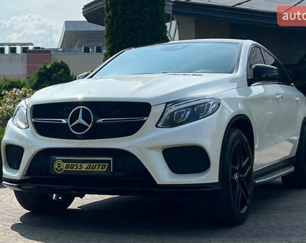 Белый Мерседес ГЛЕ-Класс, объемом двигателя 3 л и пробегом 170 тыс. км за 55900 $, фото 2 на Automoto.ua