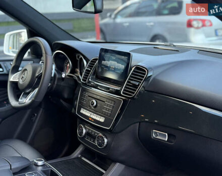 Белый Мерседес ГЛЕ-Класс, объемом двигателя 2.14 л и пробегом 250 тыс. км за 27800 $, фото 26 на Automoto.ua