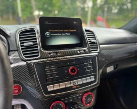 Белый Мерседес ГЛЕ-Класс, объемом двигателя 5.5 л и пробегом 118 тыс. км за 10000 $, фото 12 на Automoto.ua