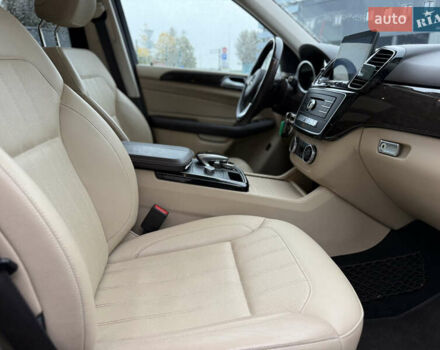 Белый Мерседес ГЛЕ-Класс, объемом двигателя 3.5 л и пробегом 80 тыс. км за 29900 $, фото 13 на Automoto.ua