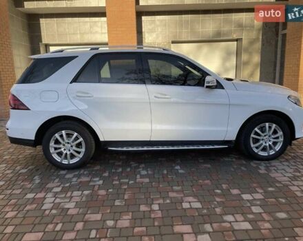 Мерседес ГЛЕ-Класс 2016 в Белой Церкве на Automoto.ua Белый Мерседес ГЛЕ-Класс, объемом двигателя 2.14 л и пробегом 198 тыс. км за 32999 $, фото 1 на Automoto.ua