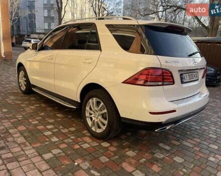 Мерседес ГЛЕ-Класс 2016 в Белой Церкве на Automoto.ua Белый Мерседес ГЛЕ-Класс, объемом двигателя 2.14 л и пробегом 198 тыс. км за 32999 $, фото 4 на Automoto.ua