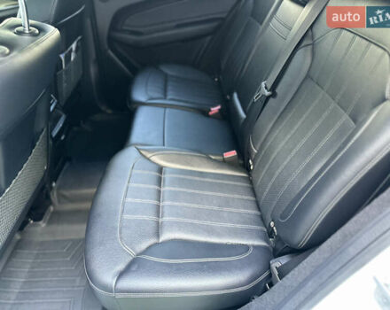 Білий Мерседес ГЛЕ-Клас, об'ємом двигуна 3.5 л та пробігом 237 тис. км за 22900 $, фото 59 на Automoto.ua