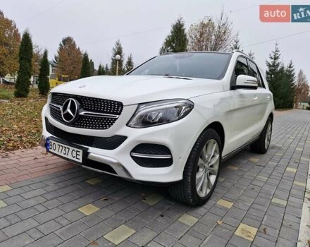 Мерседес ГЛЕ-Класс 2016 в Тернополе на Automoto.ua Белый Мерседес ГЛЕ-Класс, объемом двигателя 2.14 л и пробегом 187 тыс. км за 33333 $, фото 4 на Automoto.ua