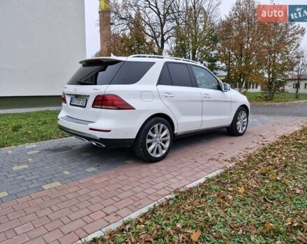 Мерседес ГЛЕ-Класс 2016 в Тернополе на Automoto.ua Белый Мерседес ГЛЕ-Класс, объемом двигателя 2.14 л и пробегом 187 тыс. км за 33333 $, фото 11 на Automoto.ua