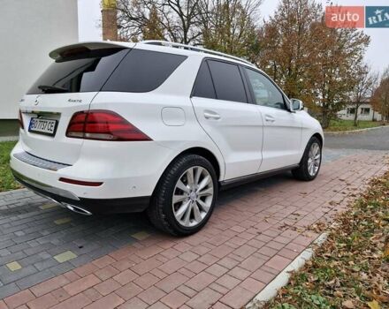 Мерседес ГЛЕ-Класс 2016 в Тернополе на Automoto.ua Белый Мерседес ГЛЕ-Класс, объемом двигателя 2.14 л и пробегом 187 тыс. км за 33333 $, фото 12 на Automoto.ua