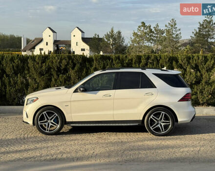Белый Мерседес ГЛЕ-Класс, объемом двигателя 3 л и пробегом 225 тыс. км за 31000 $, фото 4 на Automoto.ua