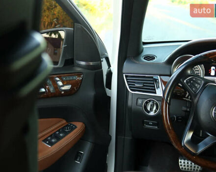 Білий Мерседес ГЛЕ-Клас, об'ємом двигуна 3 л та пробігом 95 тис. км за 33000 $, фото 10 на Automoto.ua