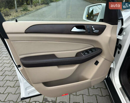 Белый Мерседес ГЛЕ-Класс, объемом двигателя 3 л и пробегом 59 тыс. км за 38500 $, фото 8 на Automoto.ua