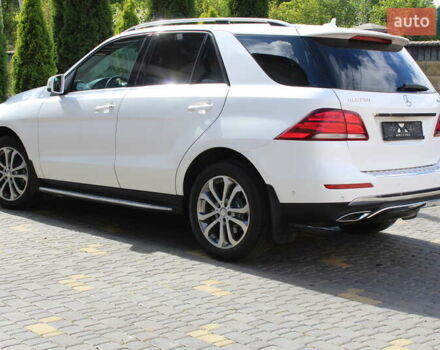 Белый Мерседес ГЛЕ-Класс, объемом двигателя 2.2 л и пробегом 123 тыс. км за 30900 $, фото 5 на Automoto.ua