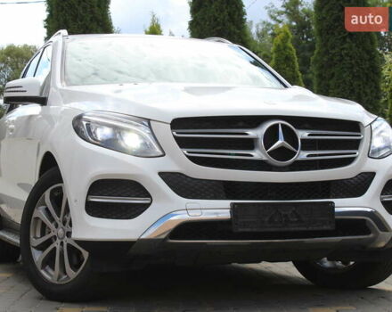 Белый Мерседес ГЛЕ-Класс, объемом двигателя 2.2 л и пробегом 123 тыс. км за 30900 $, фото 1 на Automoto.ua