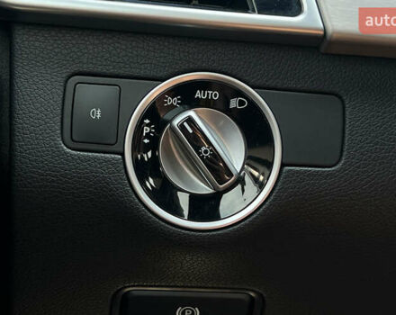 Белый Мерседес ГЛЕ-Класс, объемом двигателя 3 л и пробегом 170 тыс. км за 55900 $, фото 19 на Automoto.ua