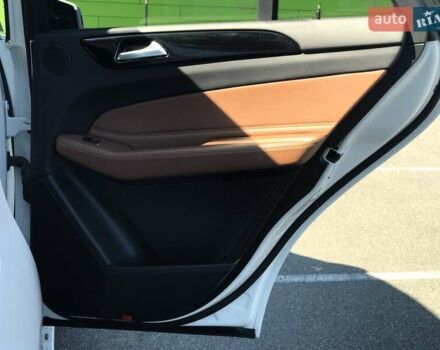 Белый Мерседес ГЛЕ-Класс, объемом двигателя 3 л и пробегом 188 тыс. км за 29500 $, фото 34 на Automoto.ua