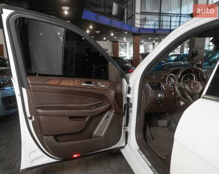 Белый Мерседес ГЛЕ-Класс, объемом двигателя 2.14 л и пробегом 179 тыс. км за 27900 $, фото 42 на Automoto.ua