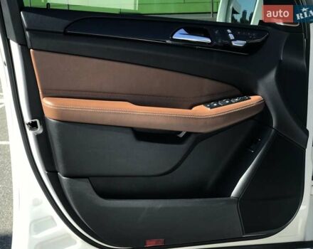 Белый Мерседес ГЛЕ-Класс, объемом двигателя 3 л и пробегом 188 тыс. км за 29500 $, фото 23 на Automoto.ua