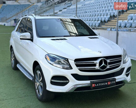 Білий Мерседес ГЛЕ-Клас, об'ємом двигуна 3.5 л та пробігом 237 тис. км за 22900 $, фото 4 на Automoto.ua