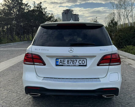 Белый Мерседес ГЛЕ-Класс, объемом двигателя 3 л и пробегом 225 тыс. км за 31000 $, фото 15 на Automoto.ua