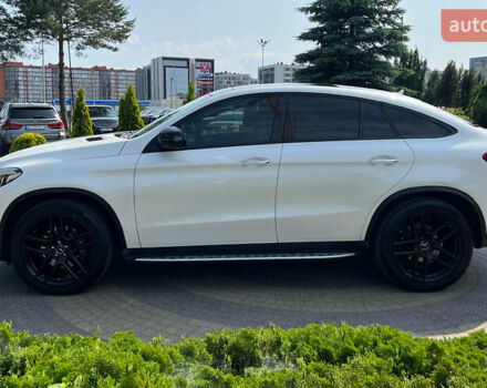 Белый Мерседес ГЛЕ-Класс, объемом двигателя 3 л и пробегом 170 тыс. км за 55900 $, фото 3 на Automoto.ua