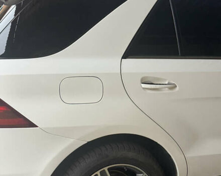 Белый Мерседес ГЛЕ-Класс, объемом двигателя 3 л и пробегом 160 тыс. км за 35500 $, фото 52 на Automoto.ua