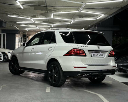 Мерседес ГЛЕ-Класс 2016 в Одессе на Automoto.ua Белый Мерседес ГЛЕ-Класс, объемом двигателя 3.5 л и пробегом 139 тыс. км за 26500 $, фото 2 на Automoto.ua