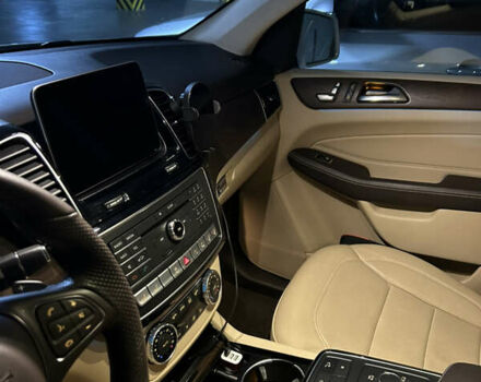 Мерседес ГЛЕ-Класс 2016 в Одессе на Automoto.ua Белый Мерседес ГЛЕ-Класс, объемом двигателя 3 л и пробегом 59 тыс. км за 38900 $, фото 4 на Automoto.ua