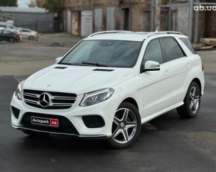 Белый Мерседес ГЛЕ-Класс, объемом двигателя 2.1 л и пробегом 101 тыс. км за 31990 $, фото 1 на Automoto.ua