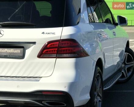 Белый Мерседес ГЛЕ-Класс, объемом двигателя 3 л и пробегом 188 тыс. км за 29500 $, фото 15 на Automoto.ua