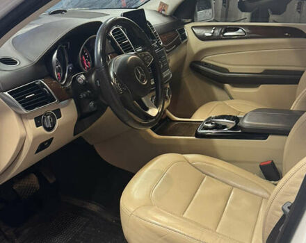 Белый Мерседес ГЛЕ-Класс, объемом двигателя 3 л и пробегом 160 тыс. км за 35500 $, фото 23 на Automoto.ua