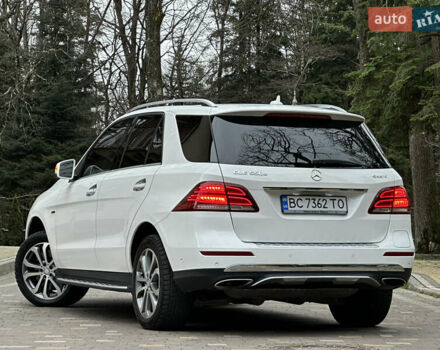 Белый Мерседес ГЛЕ-Класс, объемом двигателя 3 л и пробегом 198 тыс. км за 26500 $, фото 61 на Automoto.ua