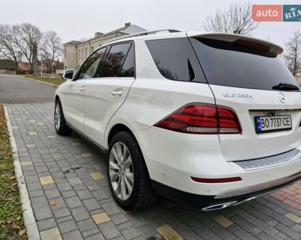 Мерседес ГЛЕ-Класс 2016 в Тернополе на Automoto.ua Белый Мерседес ГЛЕ-Класс, объемом двигателя 2.14 л и пробегом 187 тыс. км за 33333 $, фото 18 на Automoto.ua
