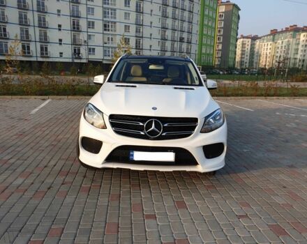 Белый Мерседес ГЛЕ-Класс, объемом двигателя 3.5 л и пробегом 108 тыс. км за 27499 $, фото 4 на Automoto.ua