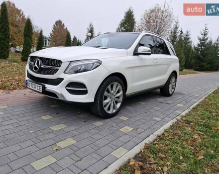 Мерседес ГЛЕ-Класс 2016 в Тернополе на Automoto.ua Белый Мерседес ГЛЕ-Класс, объемом двигателя 2.14 л и пробегом 187 тыс. км за 33333 $, фото 5 на Automoto.ua