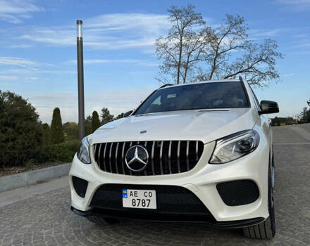 Белый Мерседес ГЛЕ-Класс, объемом двигателя 3 л и пробегом 225 тыс. км за 31000 $, фото 17 на Automoto.ua