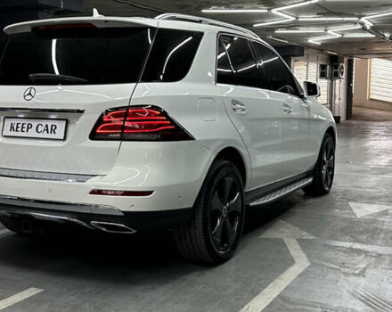 Мерседес ГЛЕ-Класс 2016 в Одессе на Automoto.ua Белый Мерседес ГЛЕ-Класс, объемом двигателя 3.5 л и пробегом 139 тыс. км за 26500 $, фото 8 на Automoto.ua