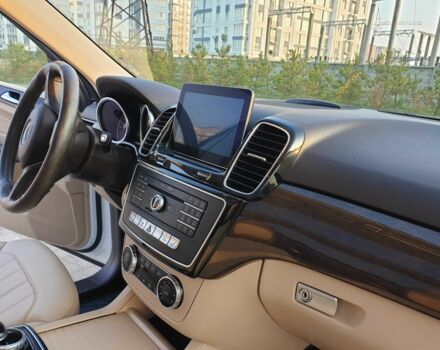 Белый Мерседес ГЛЕ-Класс, объемом двигателя 3.5 л и пробегом 108 тыс. км за 27499 $, фото 16 на Automoto.ua