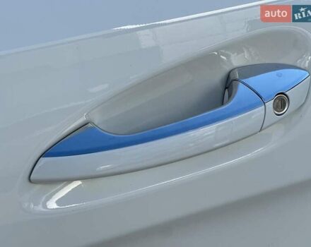 Белый Мерседес ГЛЕ-Класс, объемом двигателя 3 л и пробегом 196 тыс. км за 36940 $, фото 14 на Automoto.ua