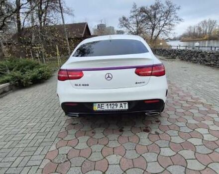 Белый Мерседес ГЛЕ-Класс, объемом двигателя 3 л и пробегом 117 тыс. км за 47000 $, фото 3 на Automoto.ua