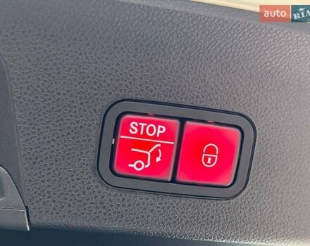 Мерседес ГЛЕ-Класс 2017 в Киеве на Automoto.ua Белый Мерседес ГЛЕ-Класс, объемом двигателя 3 л и пробегом 104 тыс. км за 52000 $, фото 29 на Automoto.ua