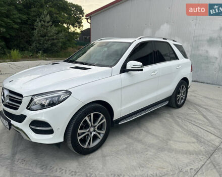 Мерседес ГЛЕ-Класс 2017 в Снятине на Automoto.ua Белый Мерседес ГЛЕ-Класс, объемом двигателя 2.14 л и пробегом 84 тыс. км за 34900 $, фото 8 на Automoto.ua