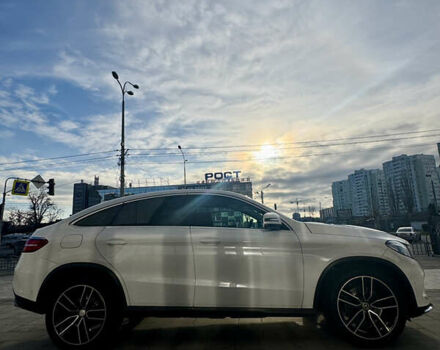 Белый Мерседес ГЛЕ-Класс, объемом двигателя 2.99 л и пробегом 159 тыс. км за 45000 $, фото 3 на Automoto.ua