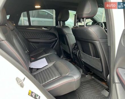 Мерседес ГЛЕ-Класс 2017 в Киеве на Automoto.ua Белый Мерседес ГЛЕ-Класс, объемом двигателя 3 л и пробегом 104 тыс. км за 52000 $, фото 13 на Automoto.ua