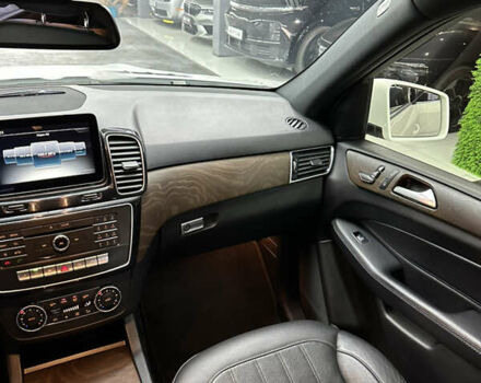 Белый Мерседес ГЛЕ-Класс, объемом двигателя 2.14 л и пробегом 150 тыс. км за 29999 $, фото 11 на Automoto.ua