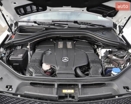 Белый Мерседес ГЛЕ-Класс, объемом двигателя 3 л и пробегом 25 тыс. км за 51500 $, фото 49 на Automoto.ua