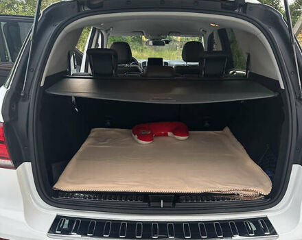 Мерседес ГЛЕ-Класс 2017 в Снятине на Automoto.ua Белый Мерседес ГЛЕ-Класс, объемом двигателя 2.14 л и пробегом 84 тыс. км за 34900 $, фото 38 на Automoto.ua