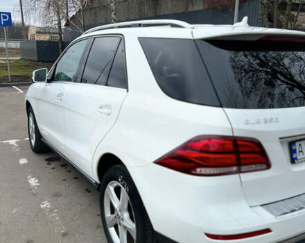 Белый Мерседес ГЛЕ-Класс, объемом двигателя 3.5 л и пробегом 110 тыс. км за 25500 $, фото 1 на Automoto.ua