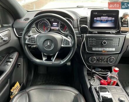 Мерседес ГЛЕ-Класс 2017 в Киеве на Automoto.ua Белый Мерседес ГЛЕ-Класс, объемом двигателя 3 л и пробегом 104 тыс. км за 52000 $, фото 20 на Automoto.ua