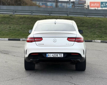 Білий Мерседес ГЛЕ-Клас, об'ємом двигуна 3 л та пробігом 106 тис. км за 41900 $, фото 4 на Automoto.ua