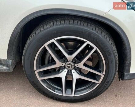 Мерседес ГЛЕ-Класс 2017 в Киеве на Automoto.ua Белый Мерседес ГЛЕ-Класс, объемом двигателя 3 л и пробегом 104 тыс. км за 52000 $, фото 17 на Automoto.ua