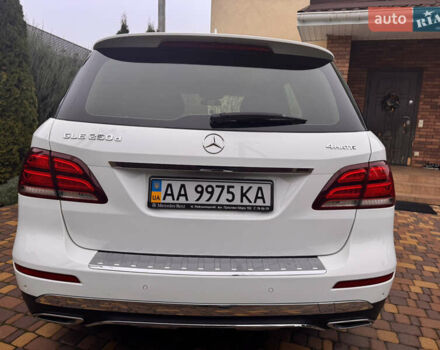 Белый Мерседес ГЛЕ-Класс, объемом двигателя 2.1 л и пробегом 164 тыс. км за 31500 $, фото 5 на Automoto.ua