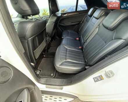 Белый Мерседес ГЛЕ-Класс, объемом двигателя 2.14 л и пробегом 166 тыс. км за 33500 $, фото 7 на Automoto.ua